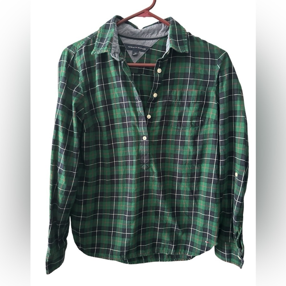 Tommy Hilfiger Green plaid women's partial button-down long sleeve shirt size Sm